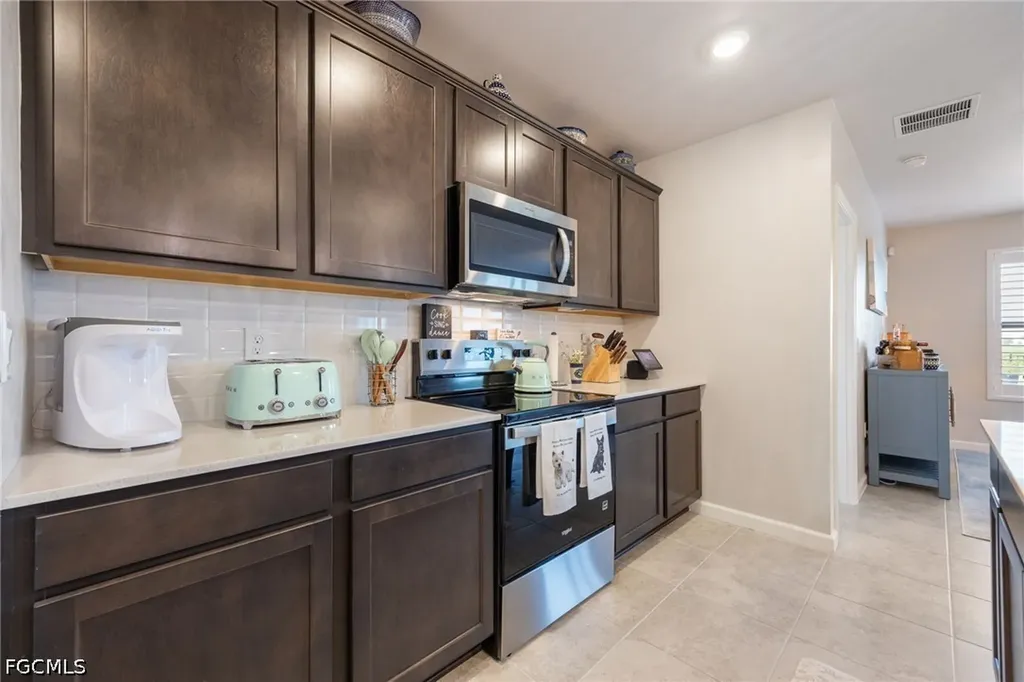 1243 Caloosa Cove Drive Labelle FL 33935