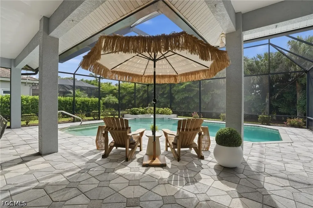 326 Cypress Way W Naples FL 34110