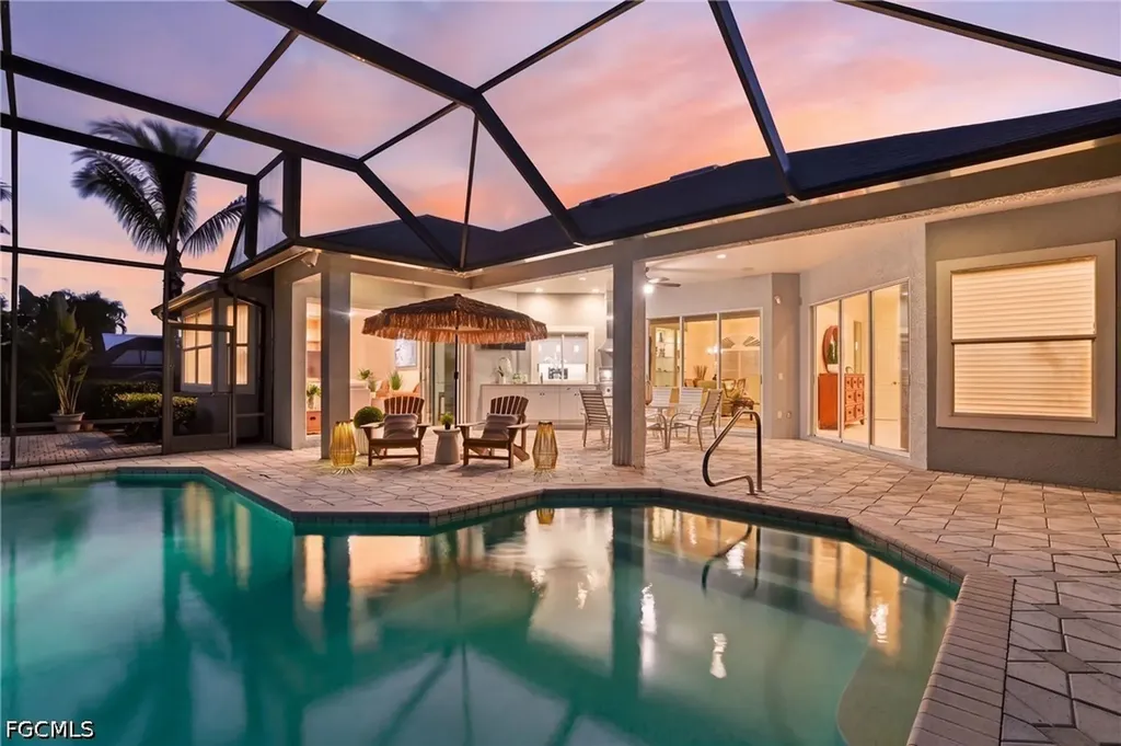 326 Cypress Way W Naples FL 34110