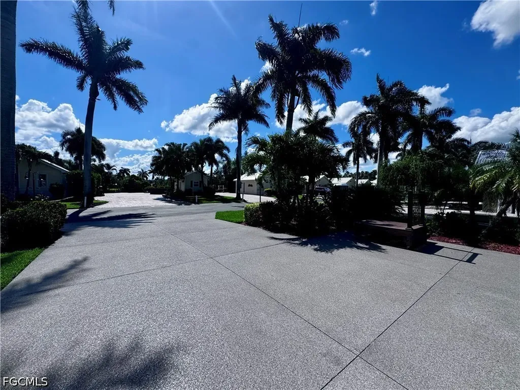 Lot 39 3015 W Riverbend Resort Boulevard Labelle FL 33935