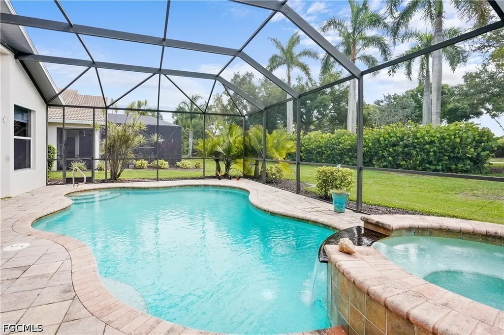 8831 Largo Mar Drive Estero FL 33967