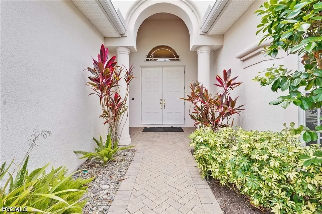 8831 Largo Mar Drive Estero FL 33967