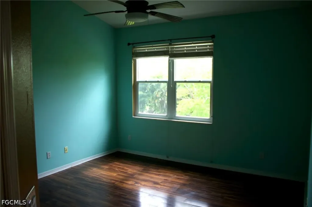 4213 Liron Avenue Fort Myers FL 33916