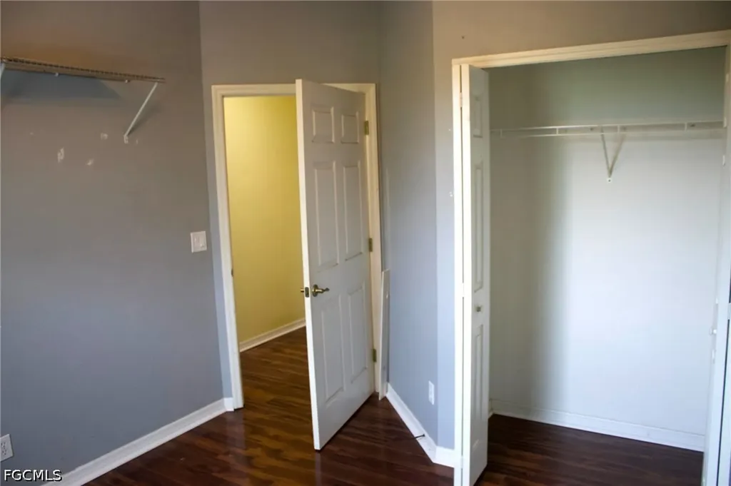 4213 Liron Avenue Fort Myers FL 33916