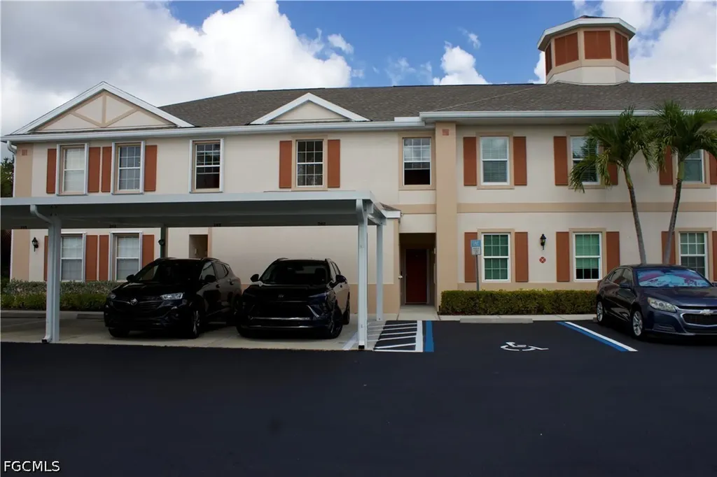 4213 Liron Avenue Fort Myers FL 33916