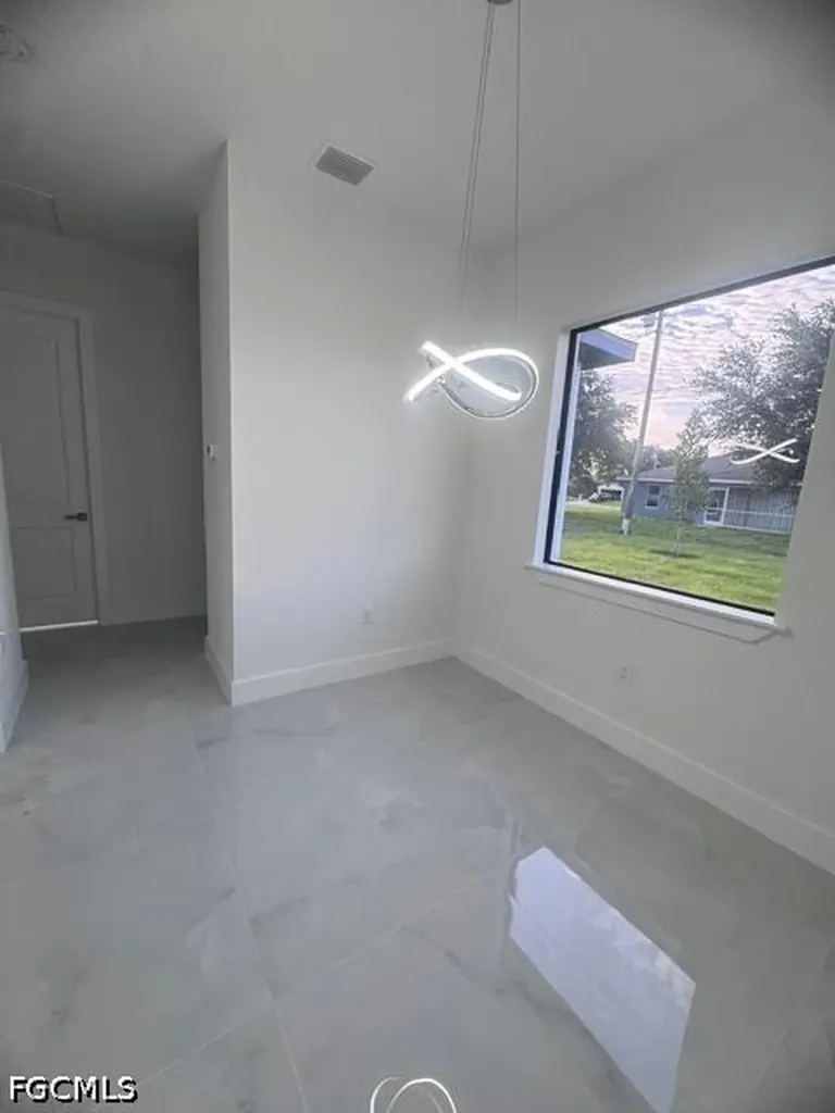 1009 Tropicana Parkway W Cape Coral FL 33993