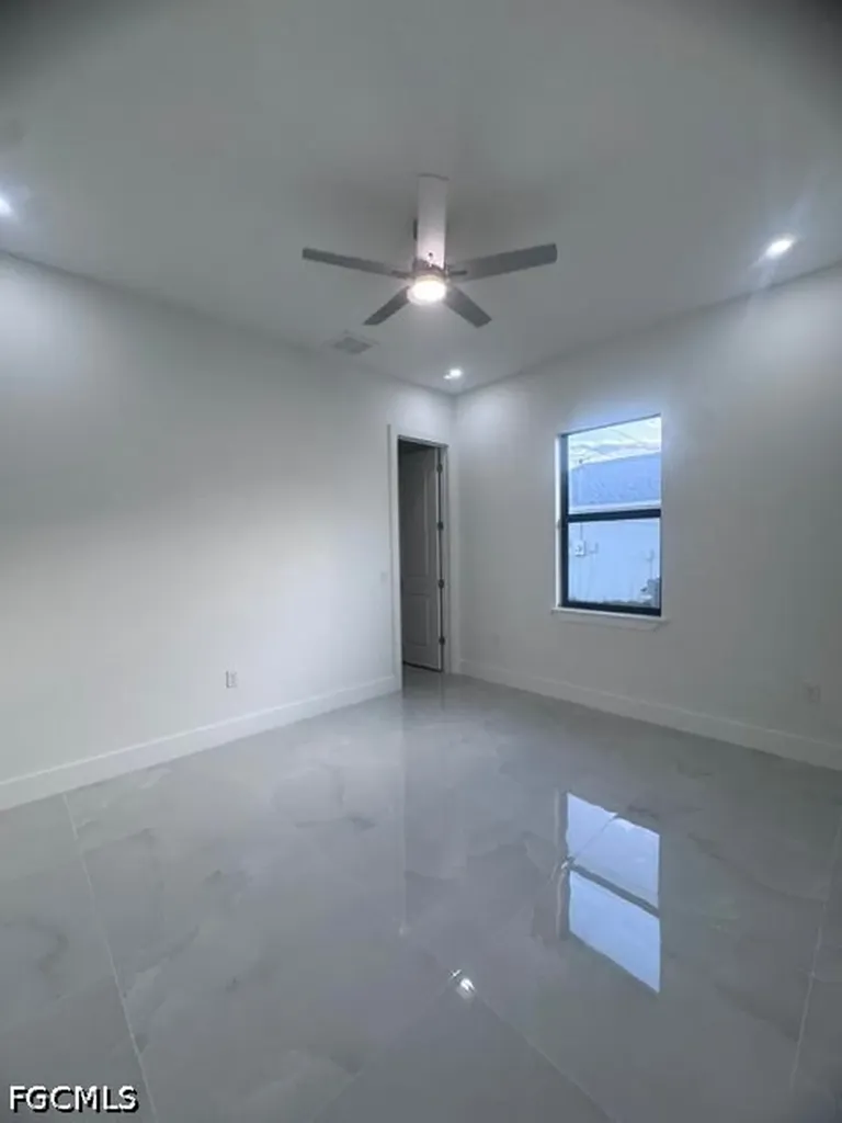 1009 Tropicana Parkway W Cape Coral FL 33993