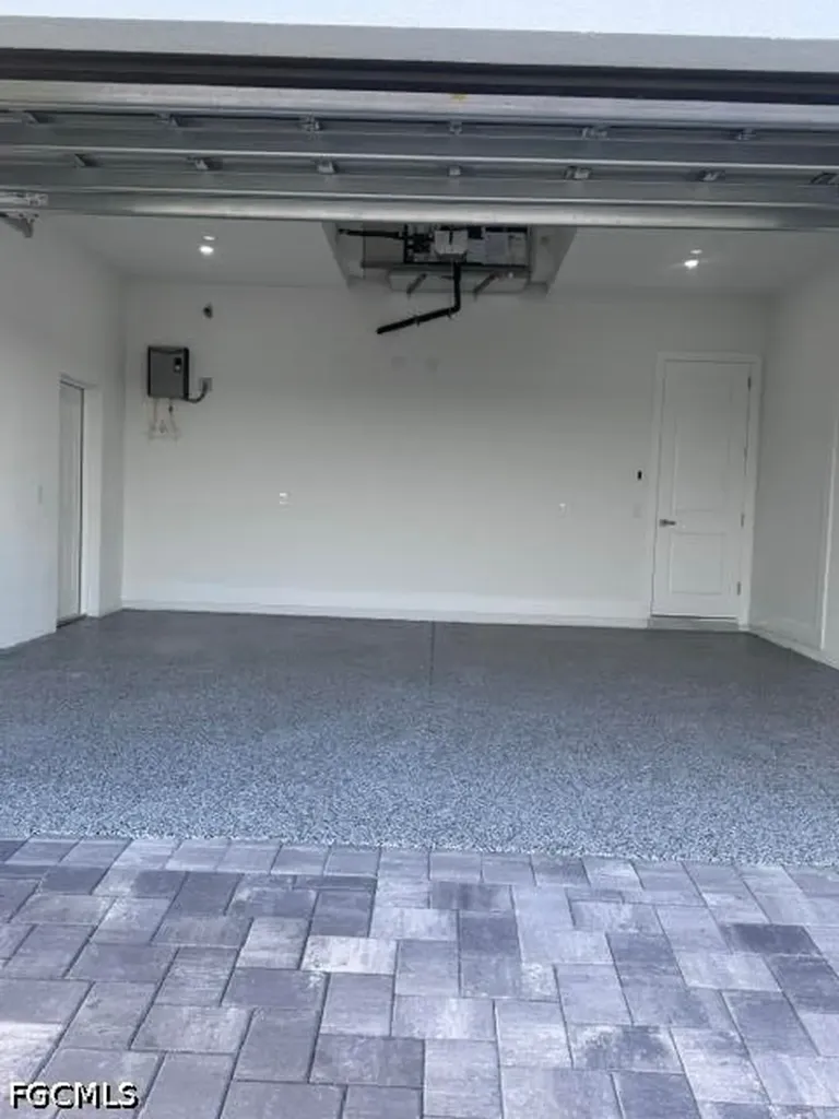 1009 Tropicana Parkway W Cape Coral FL 33993