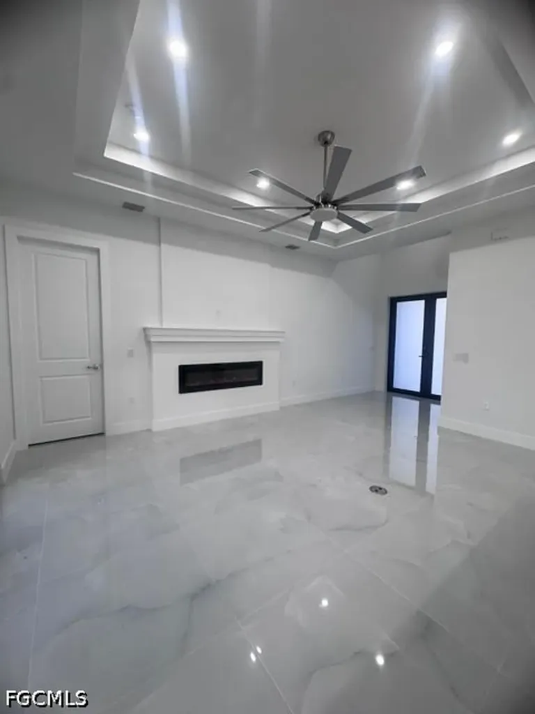 1009 Tropicana Parkway W Cape Coral FL 33993