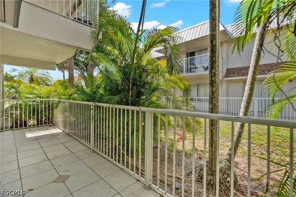 1830 Maravilla Avenue Fort Myers FL 33901