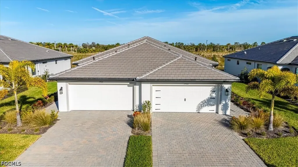 19504 Hinkley Drive Estero FL 33928
