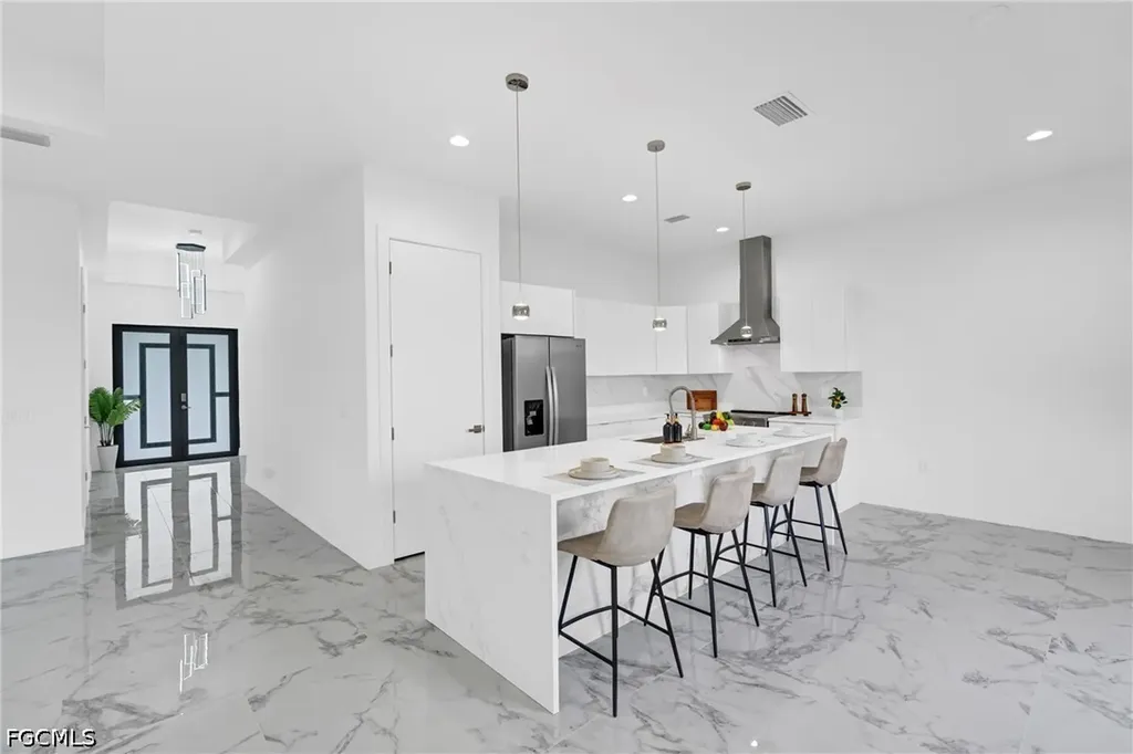 6037 N Moss Circle Labelle FL 33935