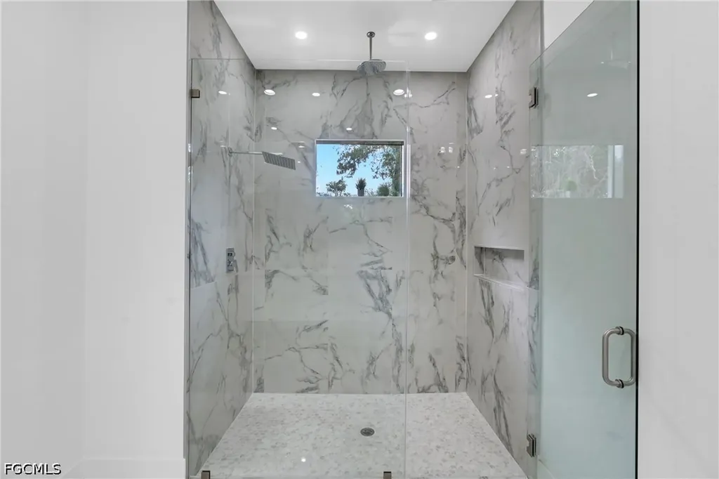 6037 N Moss Circle Labelle FL 33935