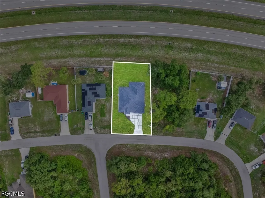 6037 N Moss Circle Labelle FL 33935