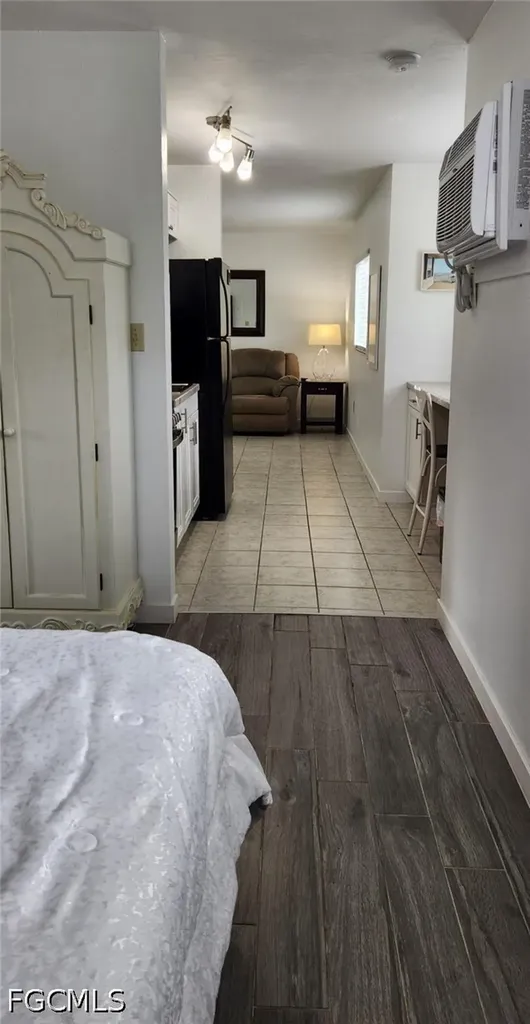 8148 Country Road Fort Myers FL 33919