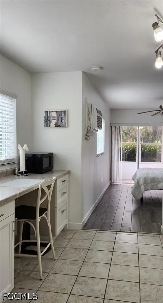 8148 Country Road Fort Myers FL 33919