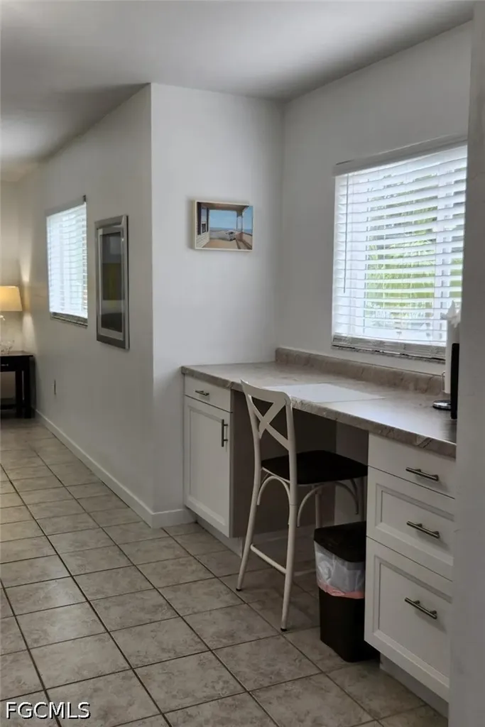 8148 Country Road Fort Myers FL 33919