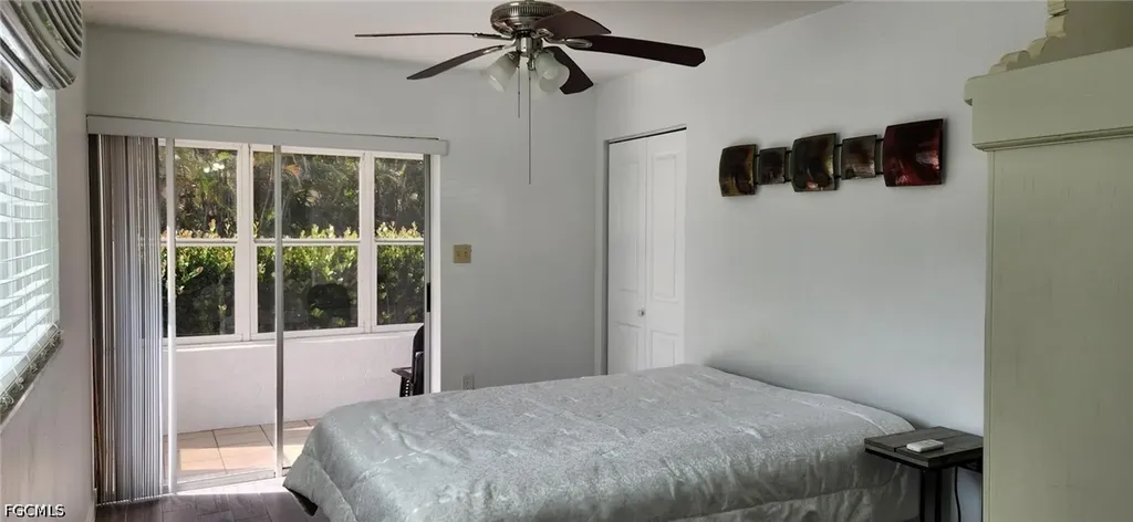 8148 Country Road Fort Myers FL 33919
