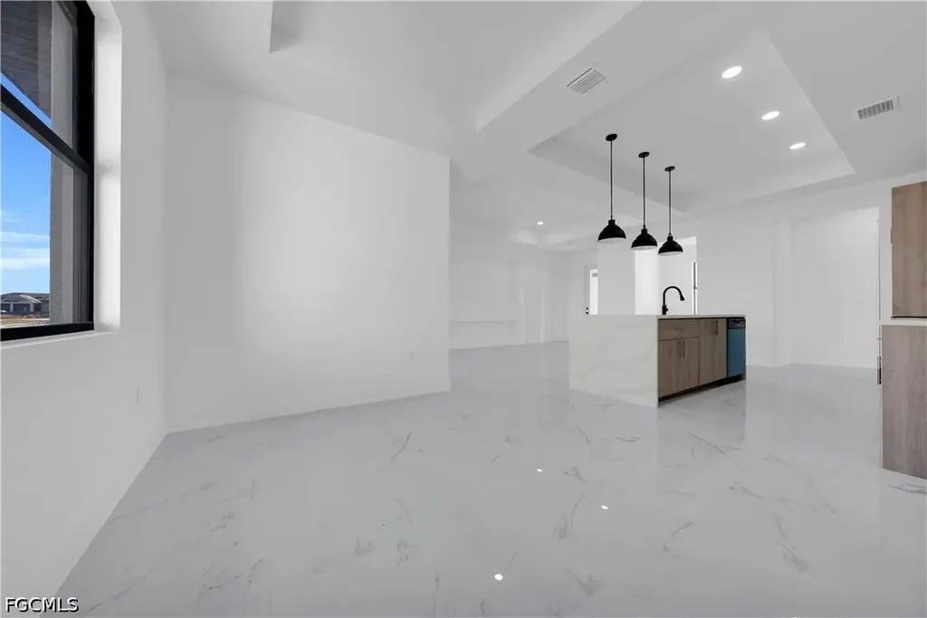 2817 5th Street SW Lehigh Acres FL 33976
