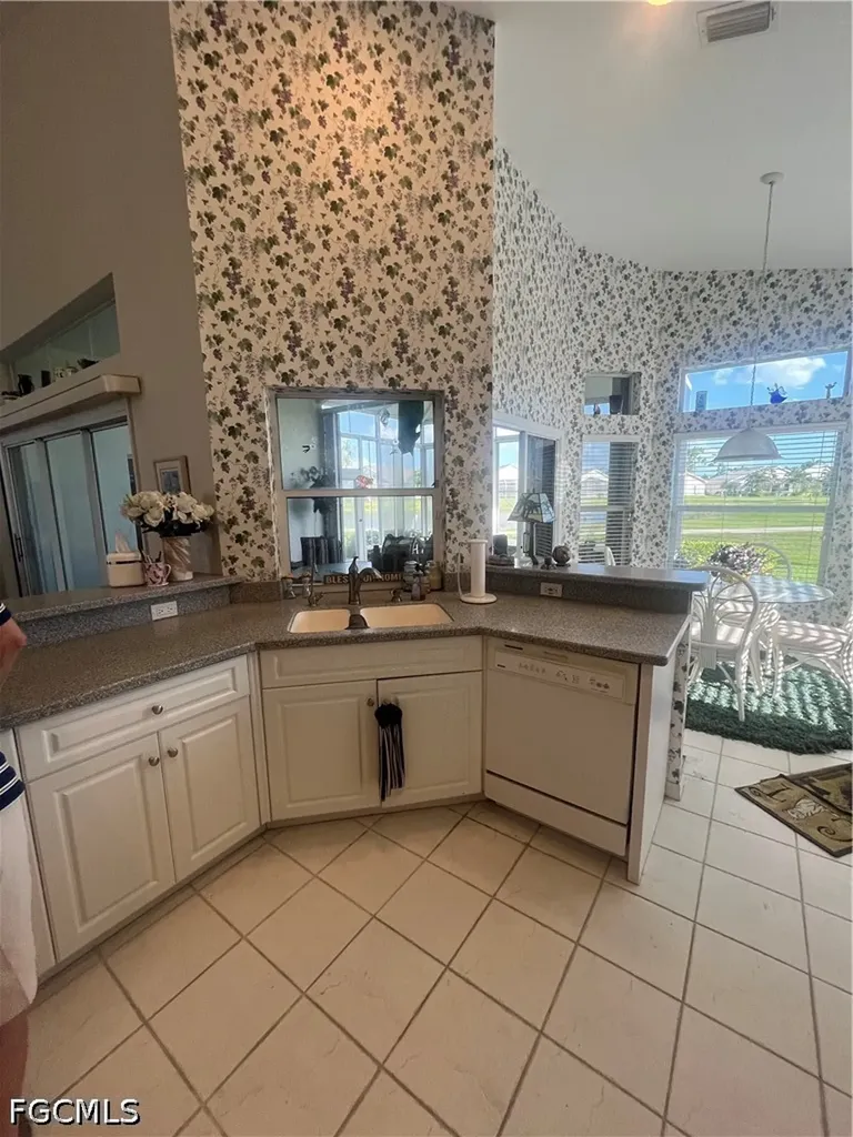 3605 Sabal Springs Boulevard North Fort Myers FL 33917