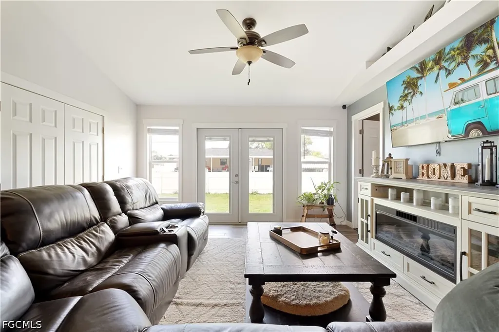 18542 Wisteria Road Fort Myers FL 33967