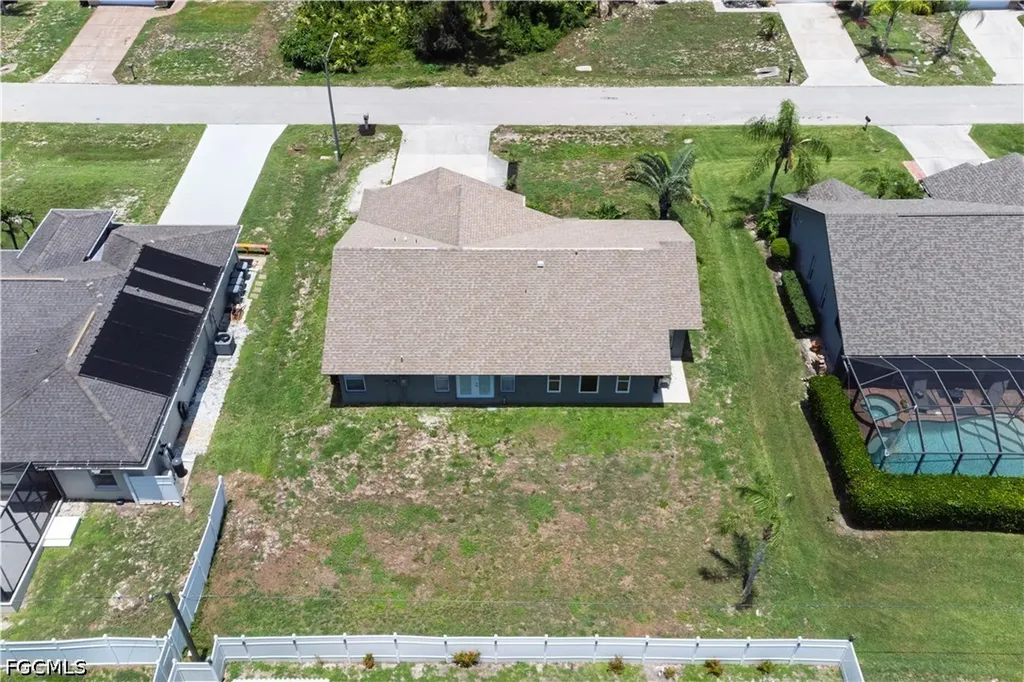 18542 Wisteria Road Fort Myers FL 33967