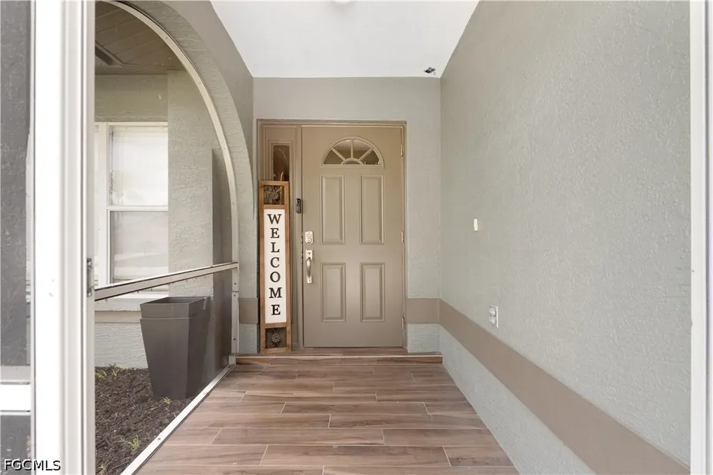 18542 Wisteria Road Fort Myers FL 33967