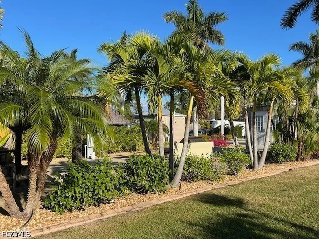 10232 Meadow Beauty Trail Fort Myers FL 33905
