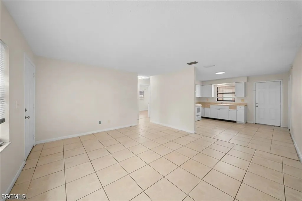 5553 5th Avenue Fort Myers FL 33907