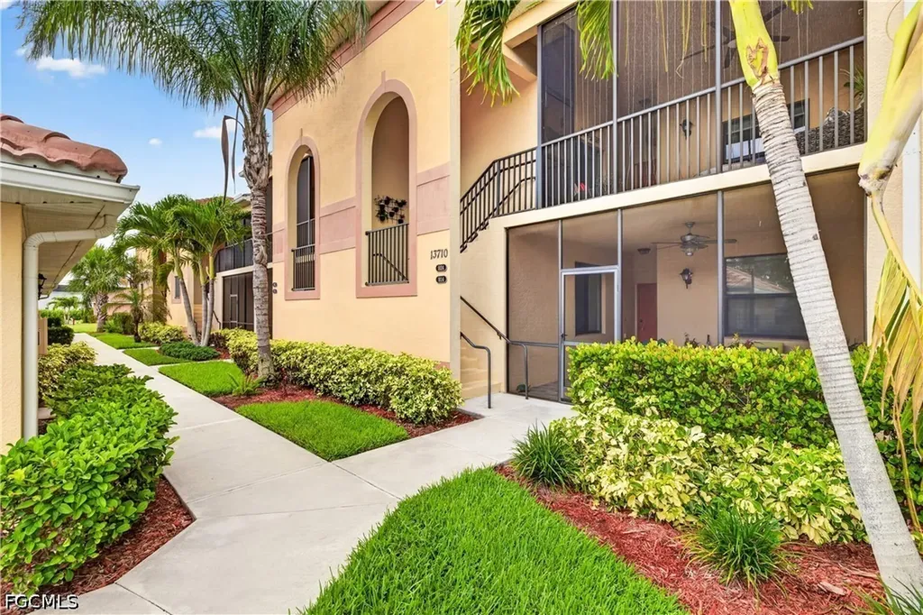13710 Julias Way Fort Myers FL 33919