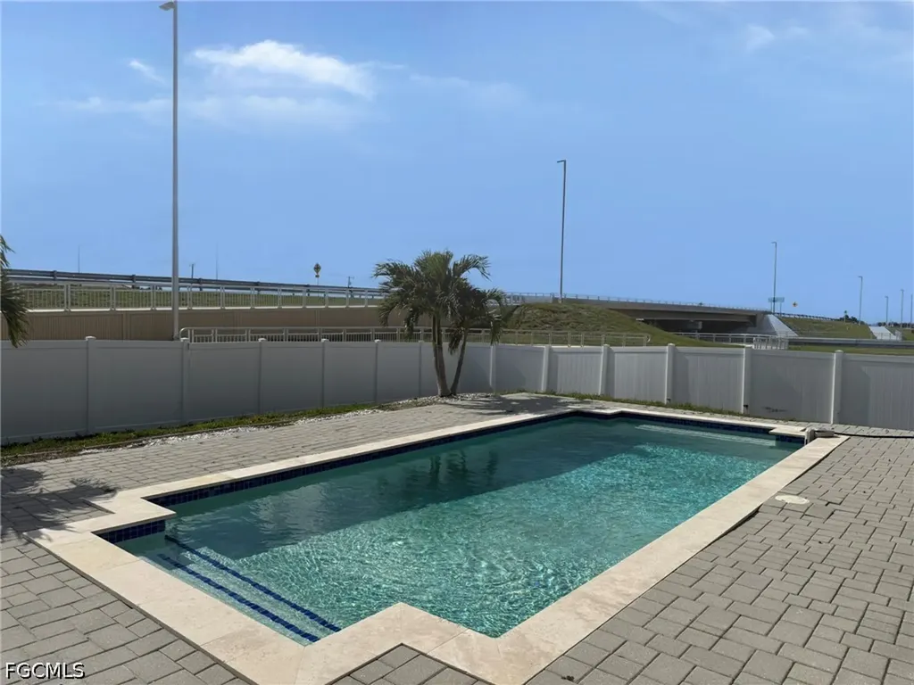 124 SW 31st Place Cape Coral FL 33991