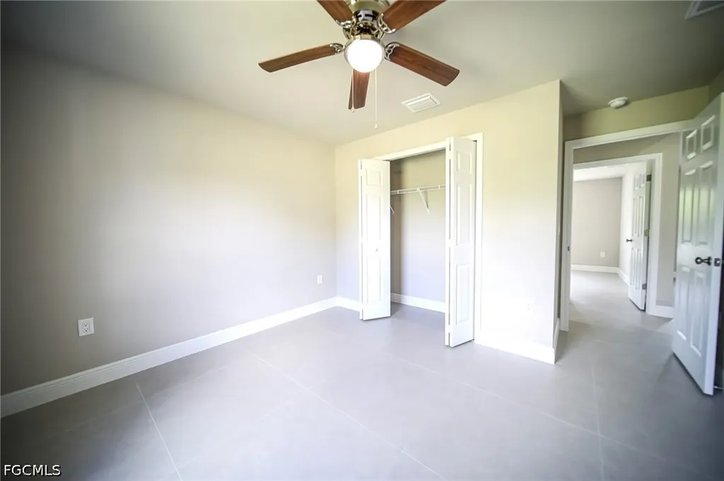 807 Fullerton Avenue S Lehigh Acres FL 33974
