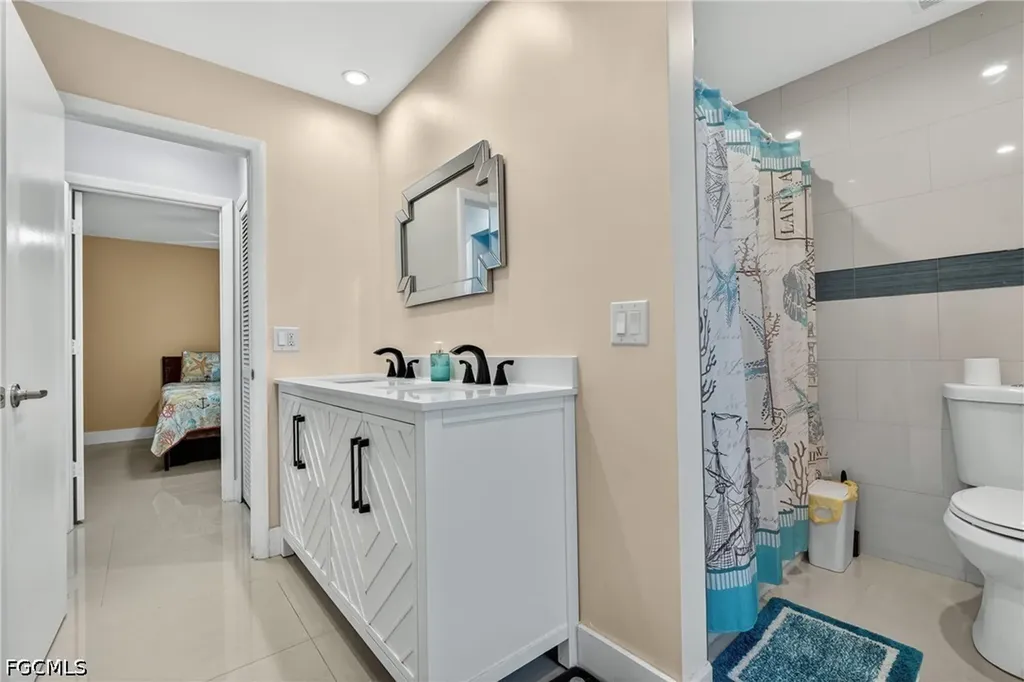 4129 Country Club Boulevard Cape Coral FL 33904