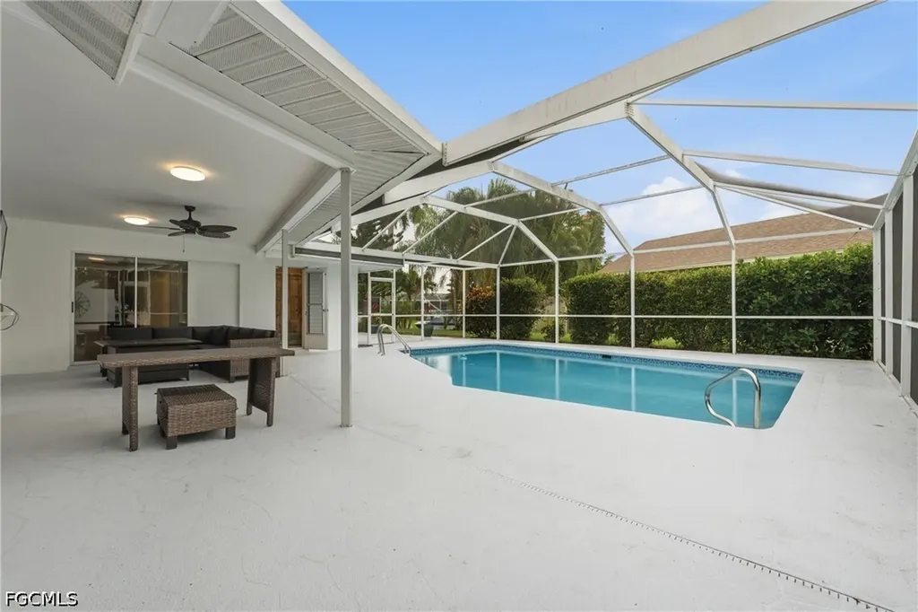 4129 Country Club Boulevard Cape Coral FL 33904