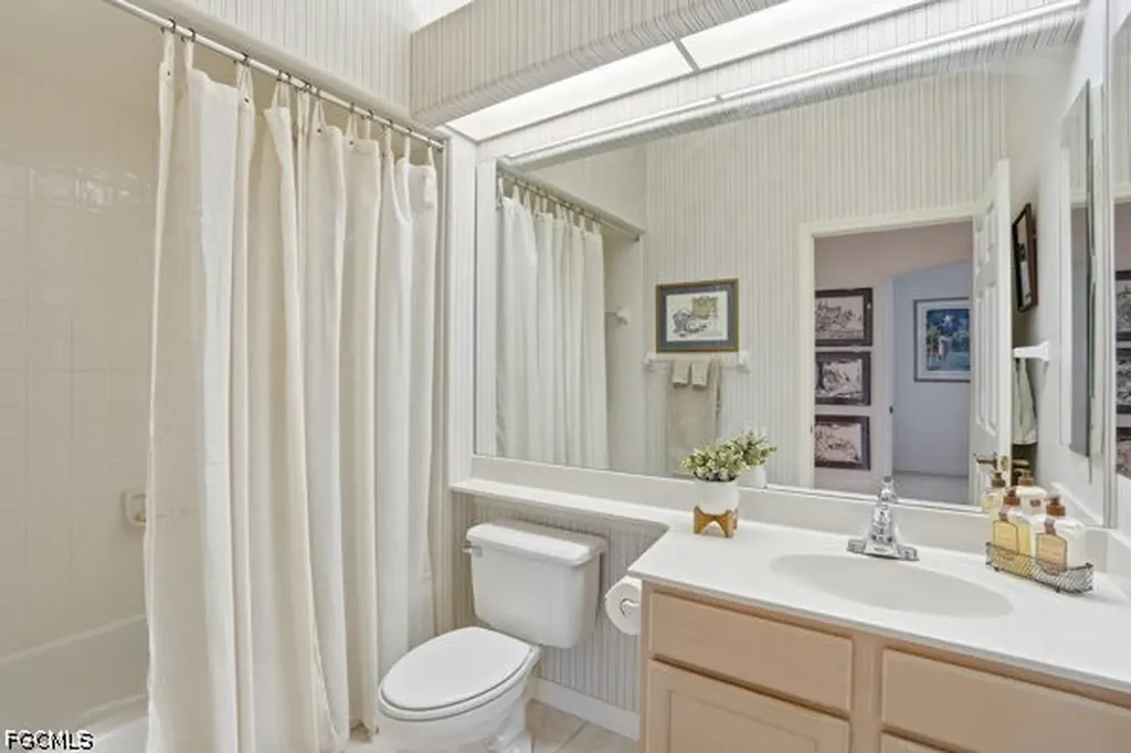 9225 Garden Pointe Fort Myers FL 33908