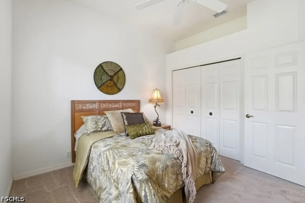9225 Garden Pointe Fort Myers FL 33908