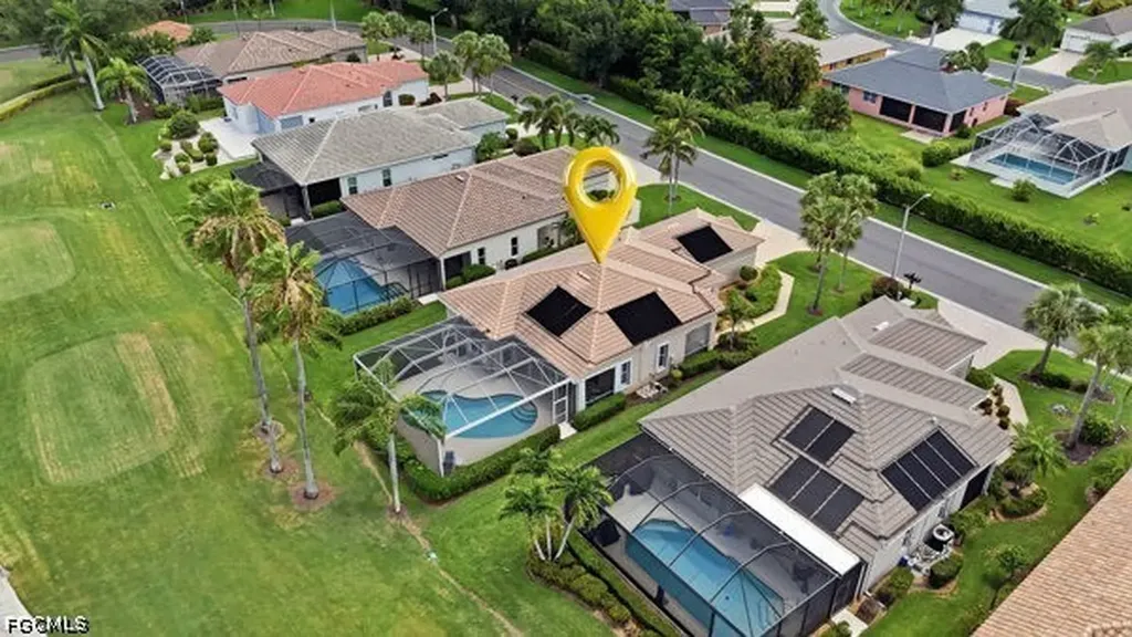 9225 Garden Pointe Fort Myers FL 33908