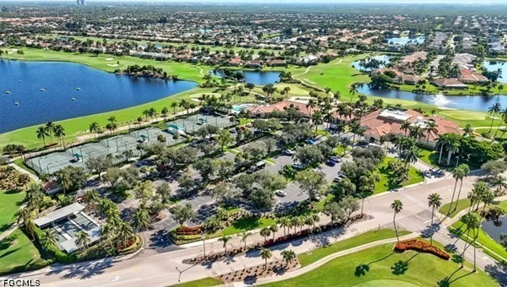 9225 Garden Pointe Fort Myers FL 33908