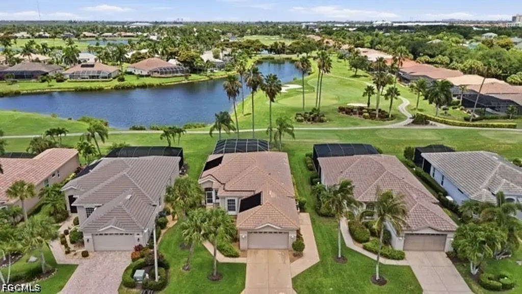 9225 Garden Pointe Fort Myers FL 33908