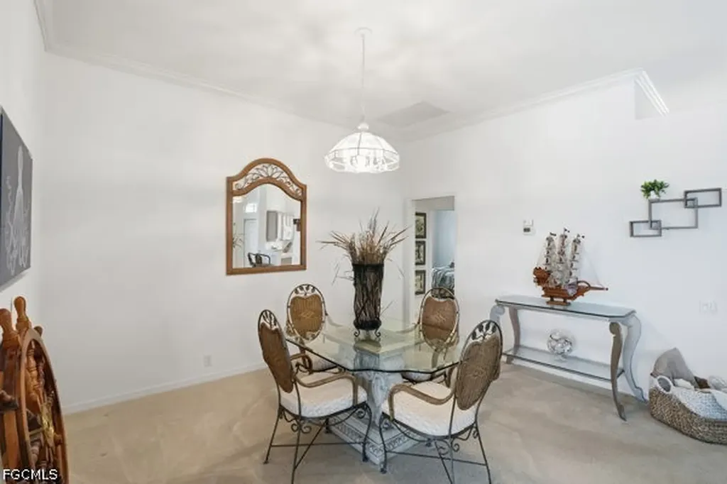 9225 Garden Pointe Fort Myers FL 33908