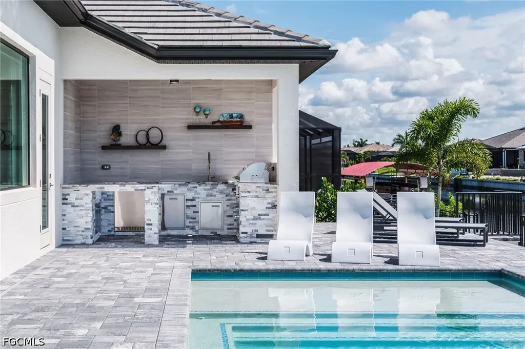 2109 Old Burnt Store Road N Cape Coral FL 33993