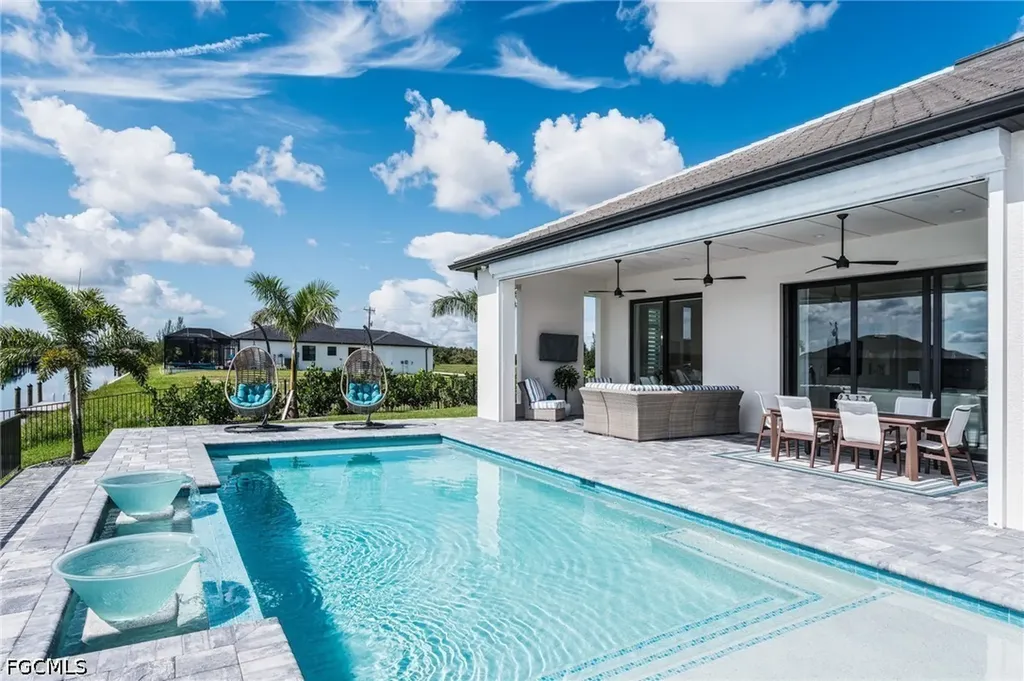 2109 Old Burnt Store Road N Cape Coral FL 33993