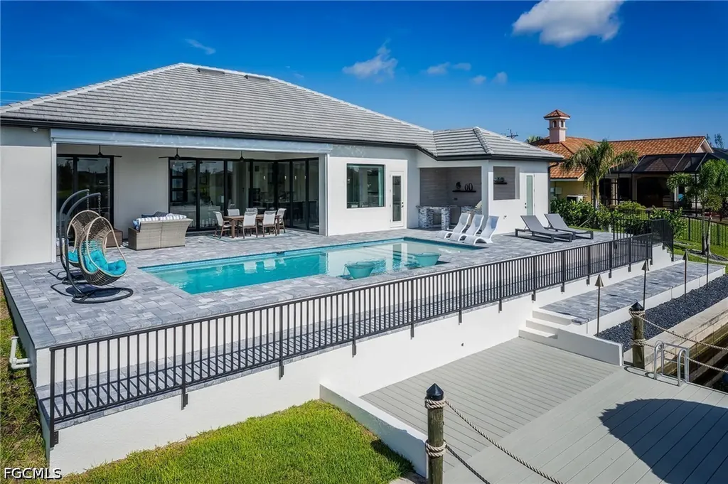 2109 Old Burnt Store Road N Cape Coral FL 33993