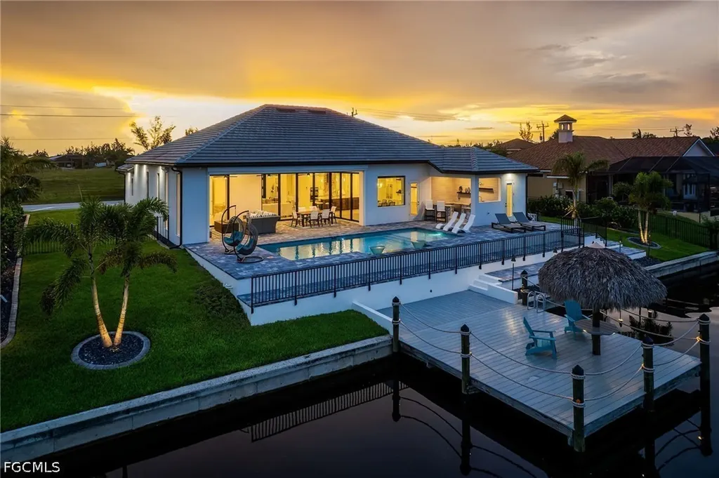 2109 Old Burnt Store Road N Cape Coral FL 33993