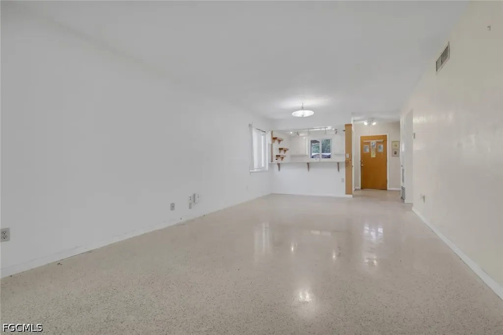 2212 E 6th Street Lehigh Acres FL 33936