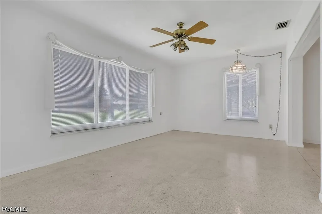 2212 E 6th Street Lehigh Acres FL 33936