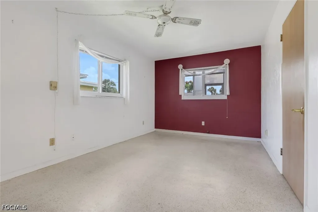 2212 E 6th Street Lehigh Acres FL 33936