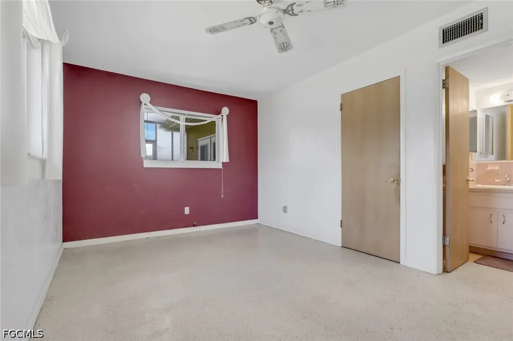 2212 E 6th Street Lehigh Acres FL 33936