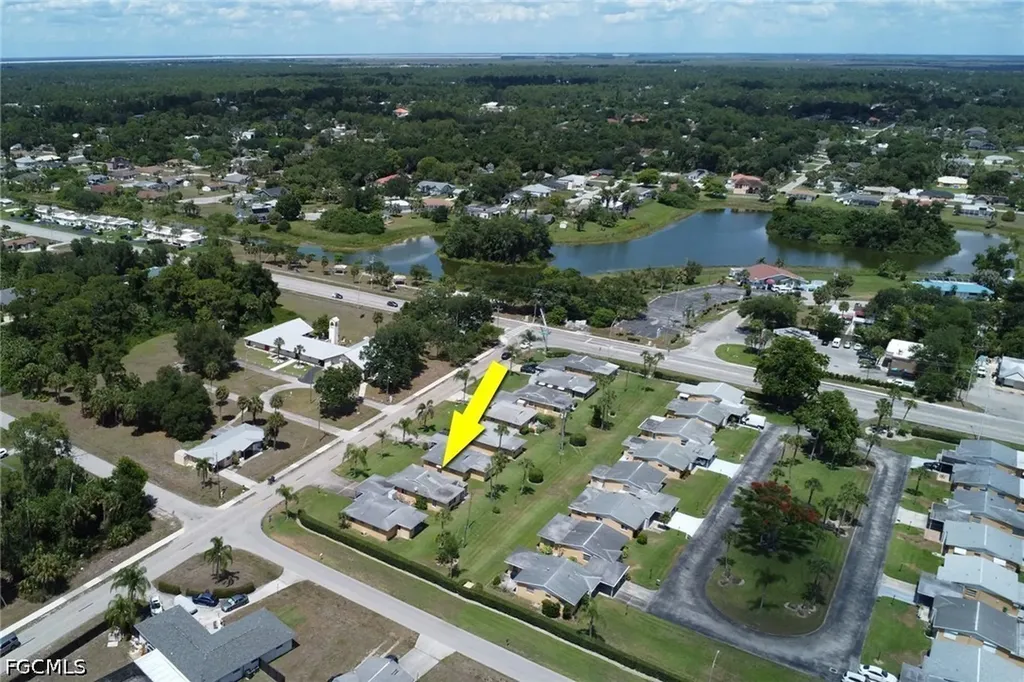 2212 E 6th Street Lehigh Acres FL 33936