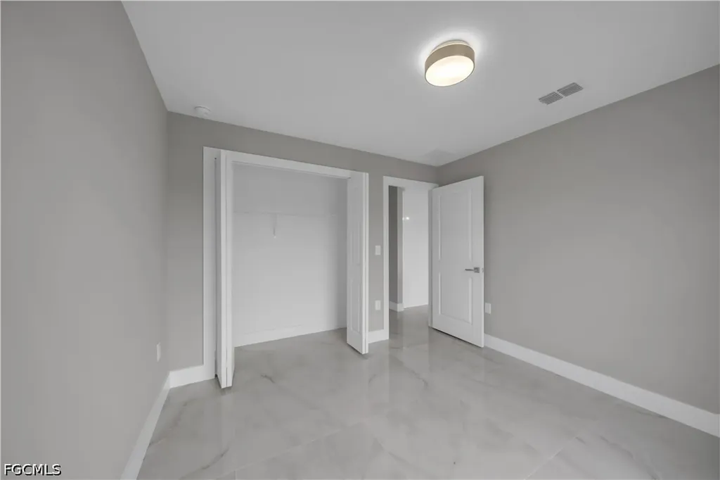 2507 39th Street SW Lehigh Acres FL 33976